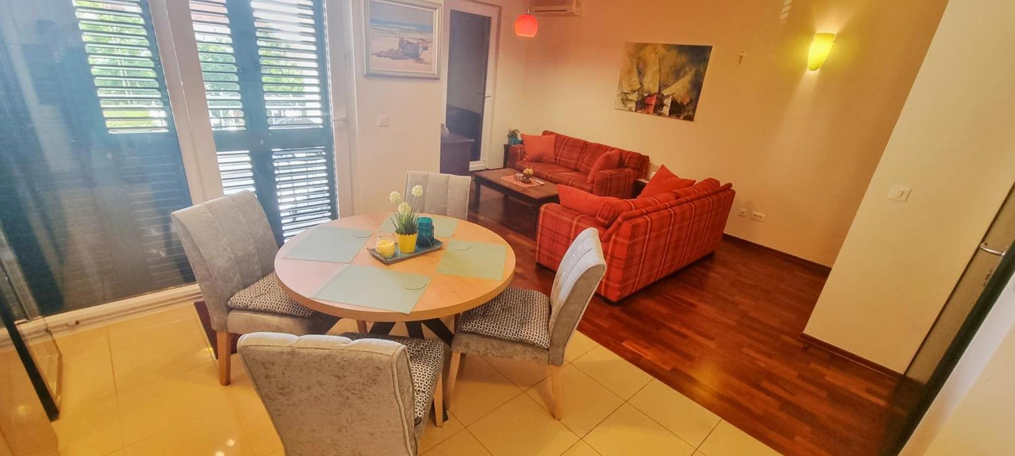 Apartment Zana โนวาลยา ภายนอก รูปภาพ