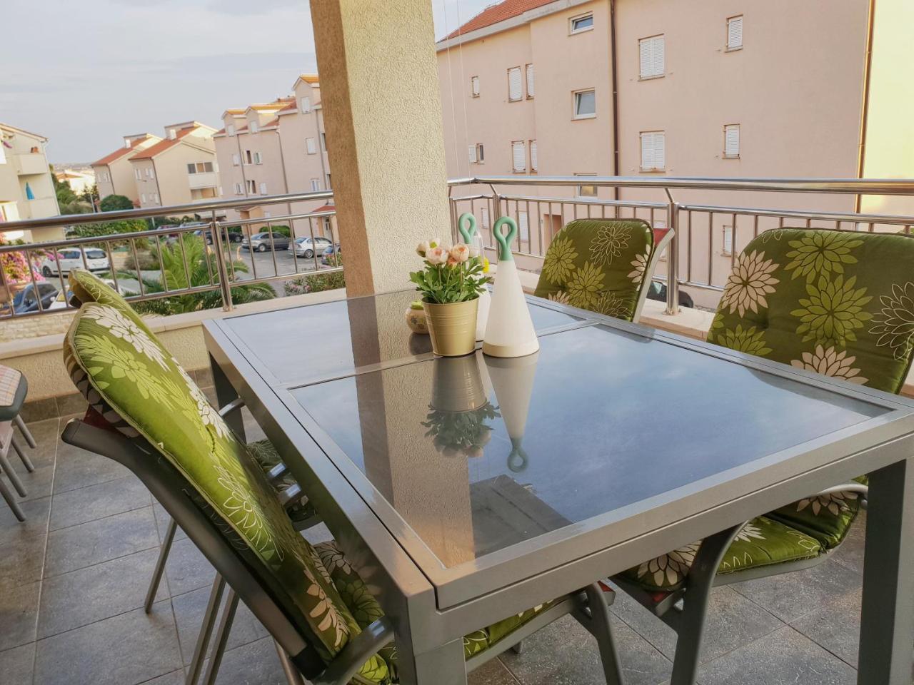 Apartment Zana โนวาลยา ภายนอก รูปภาพ